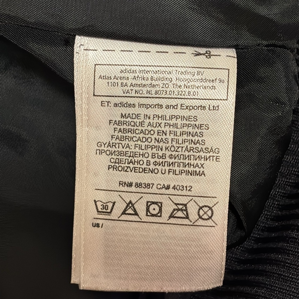 adidas Kids Black Quilted Puffer Jacket - Picture 8 of 16